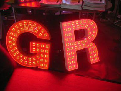 全南LED发光字常见的安装误区。